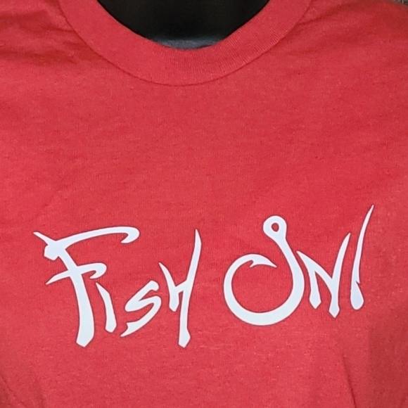 Fish In Short Sleeve Tee - Picture 2 of 3